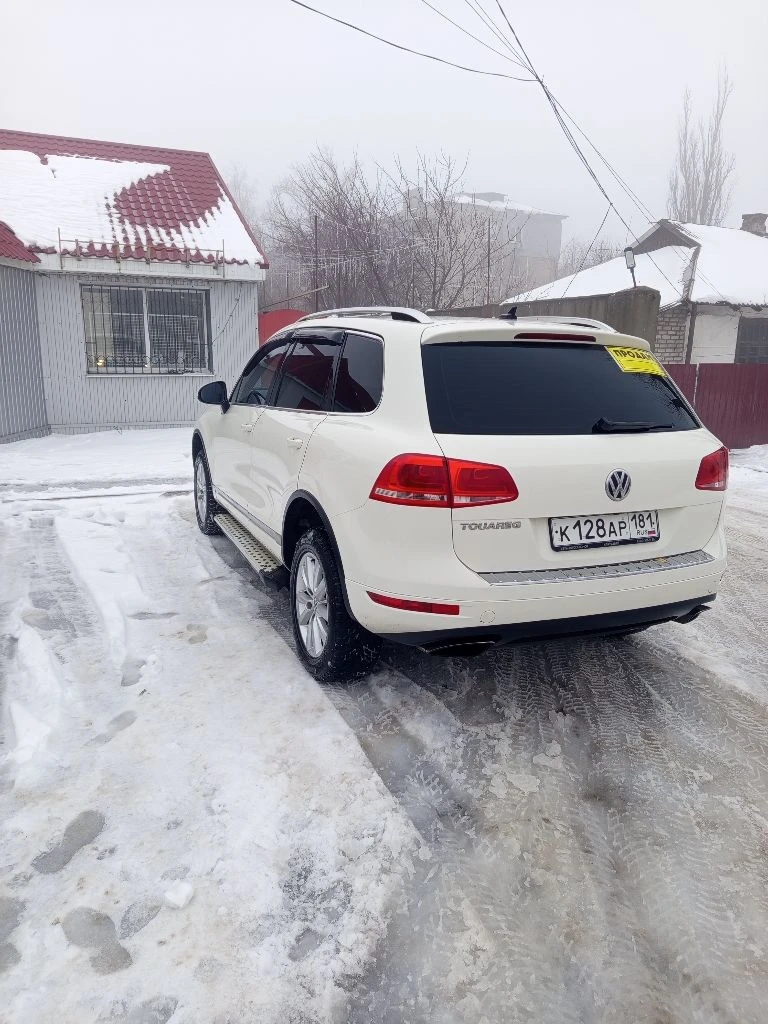 Фольксваген туарег 2010 год. 3.6 бензин. 249 л. с. 350 т. пробег. авто в дтп не было. есть возрастные подкрасы сколов. ржавчины гнили нет. двигатель полностью после капитального ремонта. расхода масла нет вообще, от замены до замены. редуктора, раздатка, акпп масла поменяны. пневма и все агрегаты работают как положено. цена 1750000. +79591335103 - фотография - 4