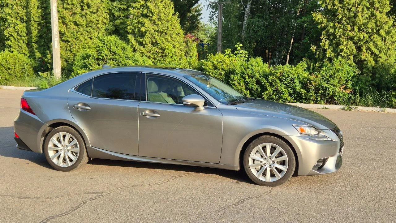 Автомобиль lexus is 200t за 2900000₽ 🐴мощность 245л/с 📈машина в отличном состоянии. 📈полностью обслужена, не требует вложений вообще. 📈два комплекта резины. 📈салон в идеальном состоянии без потёртостей и прочего. 📈машина всегда обслуживалась по регламенту и вовремя. 🗺пробег 125000км(реальный) 🎉2016 год цена - 2900000 📲звоните телеграмм, а так же на телеком\миранда ☎+79498141031 -(+7телеком) 📞telegramm +79498141031 📞telegramm +79496937067 🌀max +79498141031 ☎миранда +79496937067 +79498141031 -(+7телекoм)\телега\мах - фотография - 9