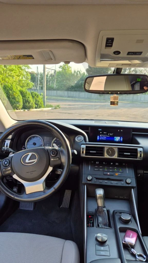 Автомобиль lexus is 200t за 2900000₽ 🐴мощность 245л/с 📈машина в отличном состоянии. 📈полностью обслужена, не требует вложений вообще. 📈два комплекта резины. 📈салон в идеальном состоянии без потёртостей и прочего. 📈машина всегда обслуживалась по регламенту и вовремя. 🗺пробег 125000км(реальный) 🎉2016 год цена - 2900000 📲звоните телеграмм, а так же на телеком\миранда ☎+79498141031 -(+7телеком) 📞telegramm +79498141031 📞telegramm +79496937067 🌀max +79498141031 ☎миранда +79496937067 +79498141031 -(+7телекoм)\телега\мах - фотография - 4