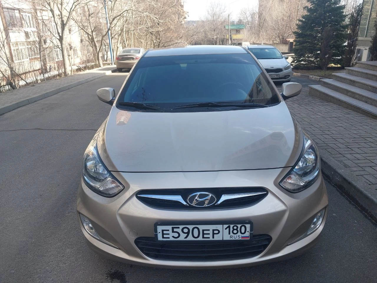 Продам hyundai accent год выпуска 2012 куплен в салоне в 2013г. пробег - 77000. двигатель - 1.4л. ко... - фотография