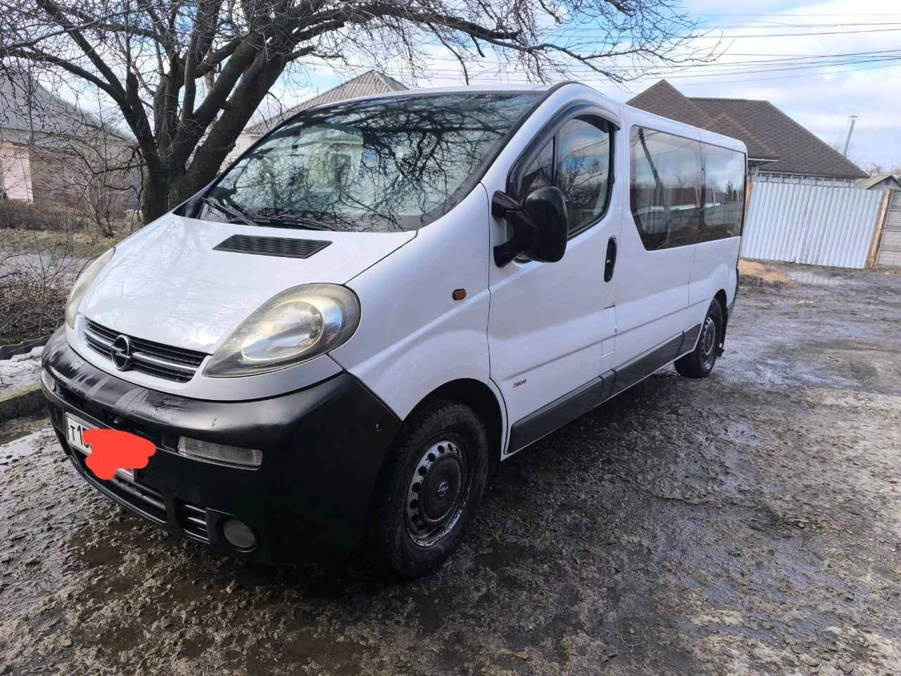 Продам опель виваро 2006г. легковой пассажирский,7+1 мест, на уверенном ходу, не битый, зимняя резина новая, ходовая, двигатель, коробка все в хорошем состоянии, турбина новая, кузов оцинкованный, хранилась в гараже+7 949 341 57 11 - фотография - 4
