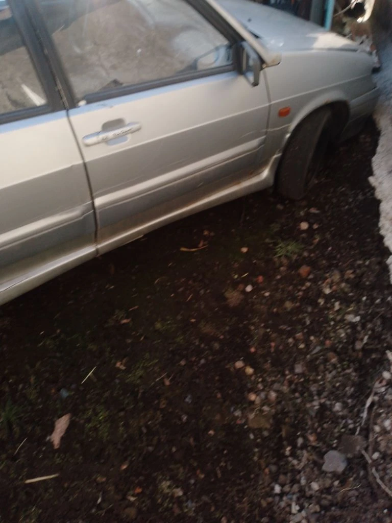 Продам два авто lada ваз 2115 по цене одного. обе на ходу. авто мотор корпка ходовка в порядке. на учете документы на мне. со вторым проблемы с документами не приняли наследство, отдам как донара. быстрым хороший торг. осмотре. г. снежное. тел. +79493918856. цена 340т. руб. - фотография - 10