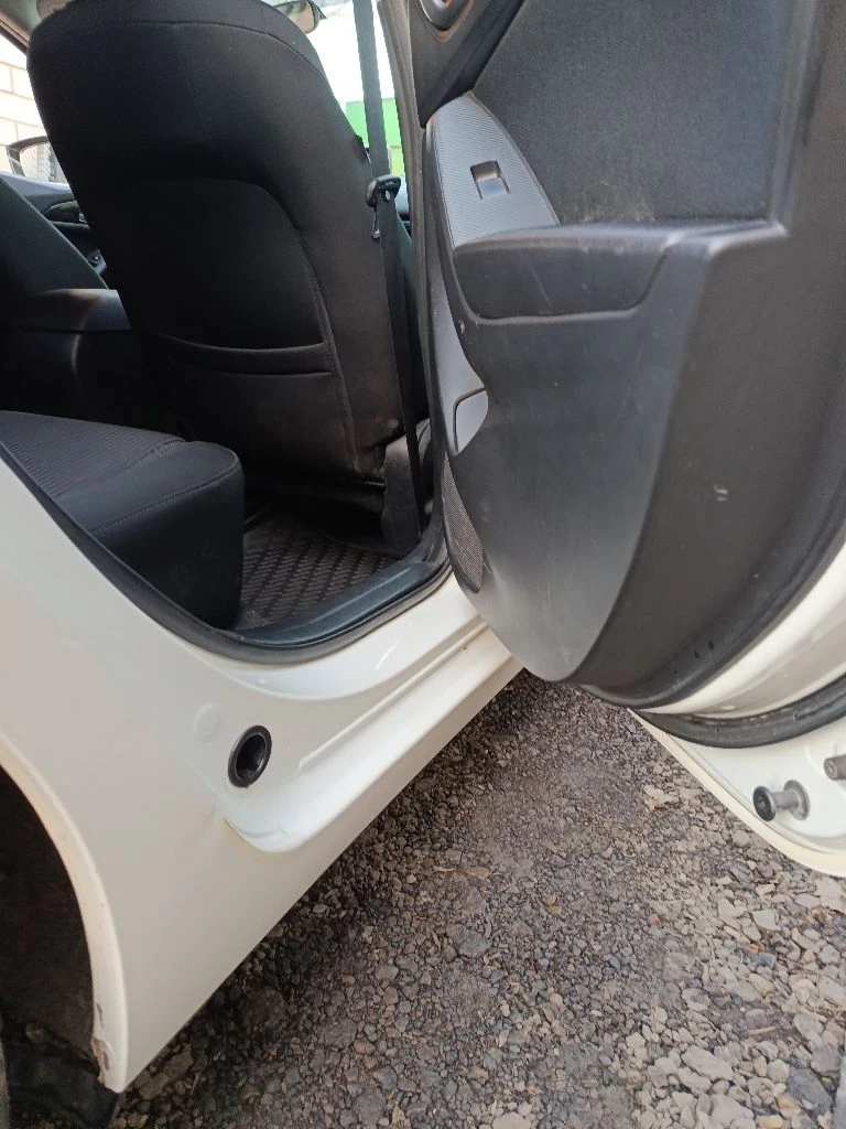 Мазда3 2014г.1.6 акпп. пробег 173 т. хорошее сост. вложений не требует.2 хоз. тел. +79592204647.лнр.... - фотография