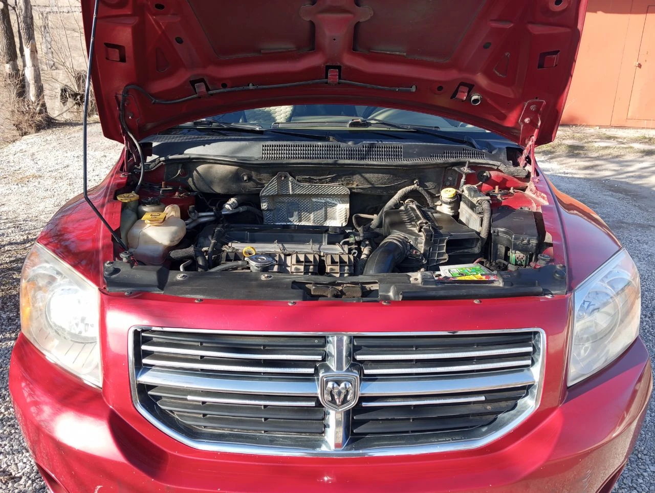 Продам dodge caliber 2007г. 1.8 бензин, кпп-механика, пробег: 230т. в хорошем состоянии на свои года, ну и не новый! двигатель, кпп, подвеска все в норме, на хорошем ходу! по кузову не гнилой не ржавый. abs, airbag, гур, кондиционер, эл/стекла-зеркала, подогрев сидений, ц/замок, магнитола 2 din, камера зад. вида и т. д. салон хороший. документы в порядке: птс, стс, дкп. ц: 550.000р. енакиево. +79493652755. - фотография - 9