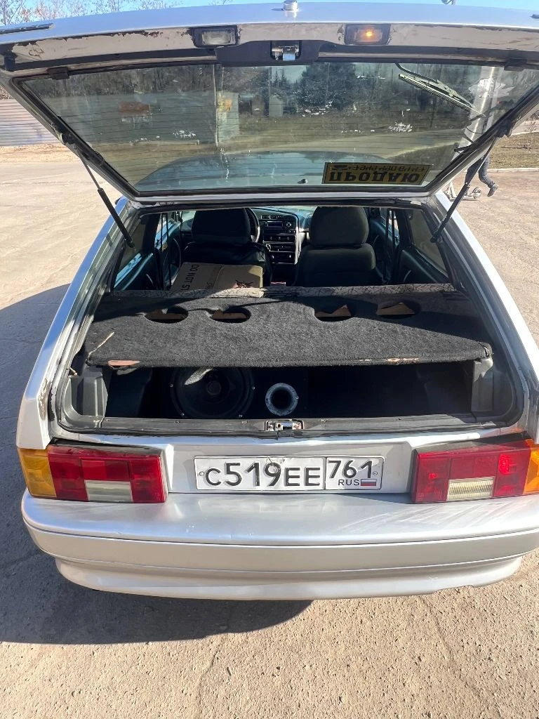 Продам продам ваз 2114 2004г. (чепырка). состояние нормальное сел поехал. машина не труха. мотор тянет бодро, коробка не выбивает не хрустит все четко. много чего зделано и меняно. все что должно работать все работает. есть моменты по лкп не критично машина не новая. машина обслужена новый антифриз, датчики, помпа, ролик грм ремень, масло. новый лобовик!тормоза+вакумник. короче долго перечислять. ручник работает. резина хорошая зима шипованая. на лето скину. передние электро подъёмники. не плохая музыка+саб. магнитола норм. бортовой компьютер! хочу 230₽ реальному покупателю торг при виде денег!!! я не хозяин связь есть. стс, птс, дкп. без штрафов, запретов, арестов и т. д и т. п. местоположение город харцызск цена 230.000 тыс. руб+торг остальные вопросы по телефону либо же по телеграмму связь телеграмм @kamazist53229 сотовый +79494906447 - фотография - 11