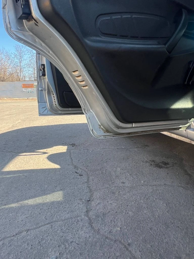 Продам продам ваз 2114 2004г. (чепырка). состояние нормальное сел поехал. машина не труха. мотор тянет бодро, коробка не выбивает не хрустит все четко. много чего зделано и меняно. все что должно работать все работает. есть моменты по лкп не критично машина не новая. машина обслужена новый антифриз, датчики, помпа, ролик грм ремень, масло. новый лобовик!тормоза+вакумник. короче долго перечислять. ручник работает. резина хорошая зима шипованая. на лето скину. передние электро подъёмники. не плохая музыка+саб. магнитола норм. бортовой компьютер! хочу 230₽ реальному покупателю торг при виде денег!!! я не хозяин связь есть. стс, птс, дкп. без штрафов, запретов, арестов и т. д и т. п. местоположение город харцызск цена 230.000 тыс. руб+торг остальные вопросы по телефону либо же по телеграмму связь телеграмм @kamazist53229 сотовый +79494906447 - фотография - 6