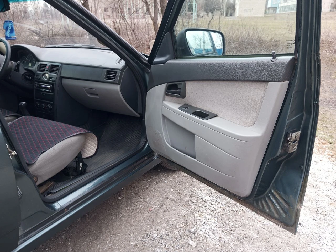 Продам lada priora 2008г. 1.6 бензин, пробег: 250т. в хорошем состоянии, не бита, стекла в родне. дно, стаканы все целое (обработаное). двигатель, кпп, отлично, подвеска вся перебрана, сел и поехал! эур, airbag, abs, эл/стекла-зеркала, хорошая музыка, ц/замок. местный учет, документы в порядке. ц: 300.000р. торг! енакиево. +79493652755. - фотография - 8