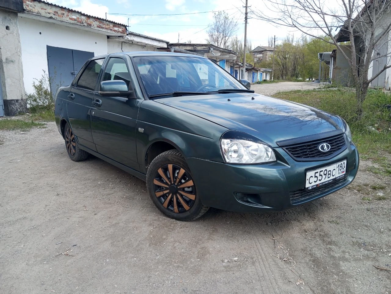 Продам lada priora 2008г. 1.6 бензин, пробег: 250т. в хорошем состоянии, не бита, стекла в родне. дно, стаканы все целое (обработаное). двигатель шепчет (пушка) кпп, отлично, подвеска вся перебрана, сел и поехал! эур, airbag, abs, эл/стекла-зеркала, хорошая музыка, ц/замок. местный учет, документы в порядке. ц: 265.000р. енакиево. +79493652755. - фотография - 9