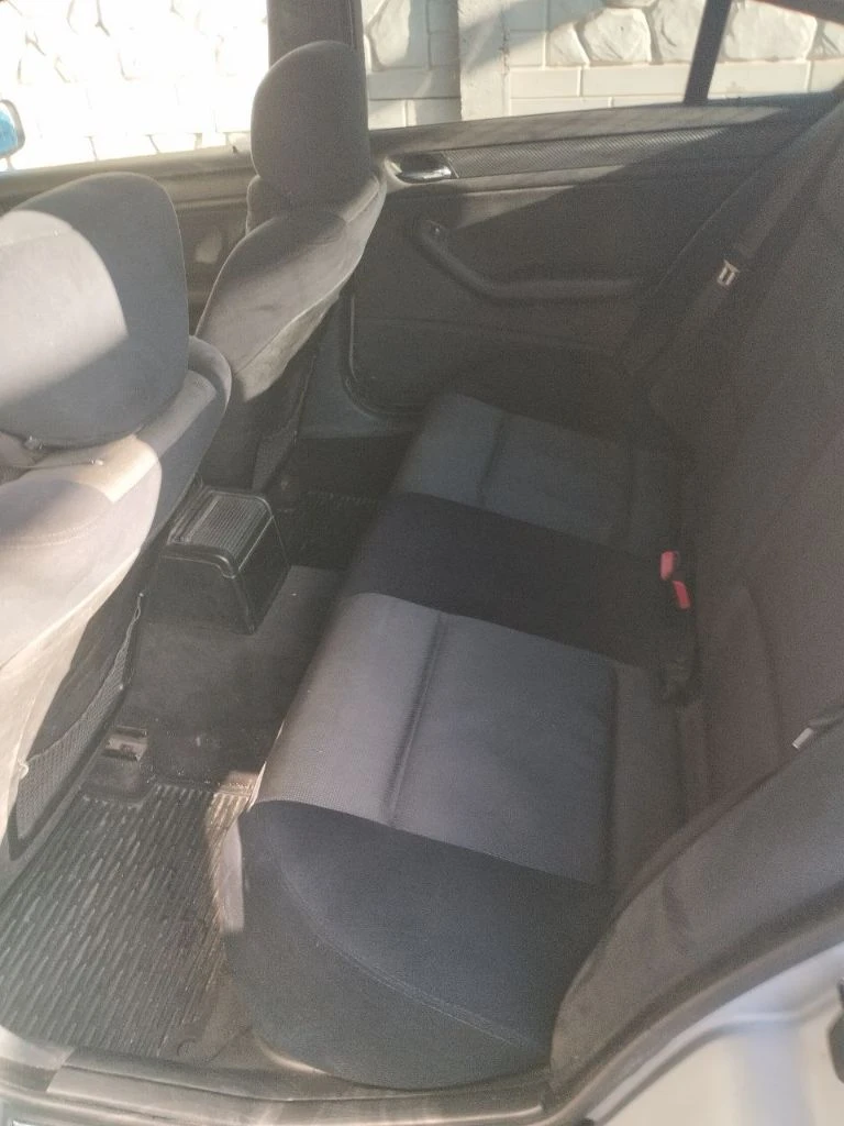 Bmw 3 e46 рестайлинг, 2003г. , 2,2 л, задний привод, автомат, пробег 232000 км, цена 720000 рублей, +79493831765 александр. автомобиль пригнан с японии. на учете рф, по птс один владелец. без залогов и арестов. автомобиль в хорошем состоянии, не битый, в дтп не участвовал. днище и лонжероны целые. 2 комплекта резины на дисках (зимняя и летняя). магнитофон андроид. продажа в днр, г. горловка, обмен не интересует. торг у капота. - фотография - 9