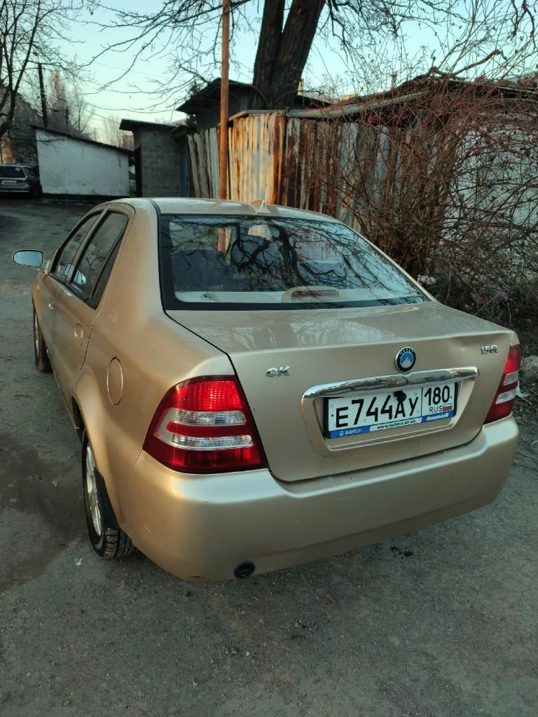 Продам geely ck 3 рестайлинг 2014г. пробег : 132.500км. машина в удовлетворительном состоянии. я хозяин, продажа с полным переоформлением. установлен газ, гбо евро 4. на 180 регионе. цена 365.000 / минимальный торг. +7949-363-46-96 - фотография - 6