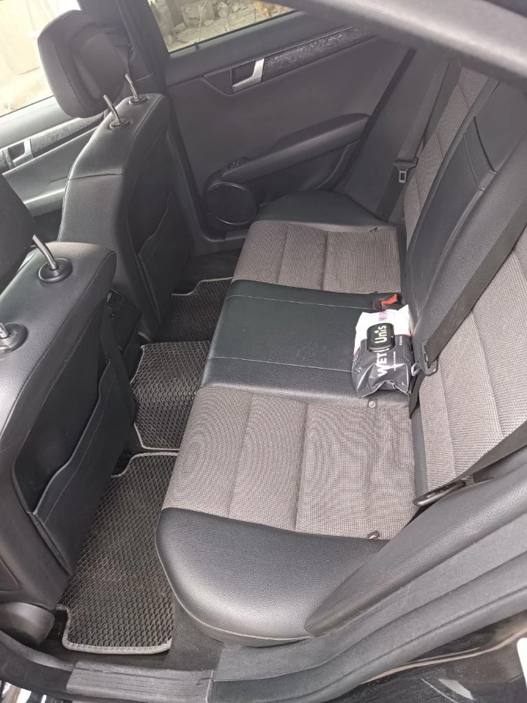 Mercedes-benz c180 ​цена: 1 150 000 ₽ год: 2012 двигатель: 1.6 л / 156 л. с. пробег: 274 000 км ​кратко о машине: ​стильный внешний вид: полный антихром черные диски и агрессивный диффузор. ​салон: ухоженный комбинированный салон, руль с перфорацией и отделкой под карбон. ​состояние: машина обслужена, двигатель и коробка работают ровно. для своего пробега сохранилась отлично — как внешне, так и технически. ​комплектация: двухзонный климат, парктроники, мультируль, датчики света и дождя. ​юридически чиста, без штрафов и залогов старобешевский мо +79494029588 хорошый торг - фотография - 1