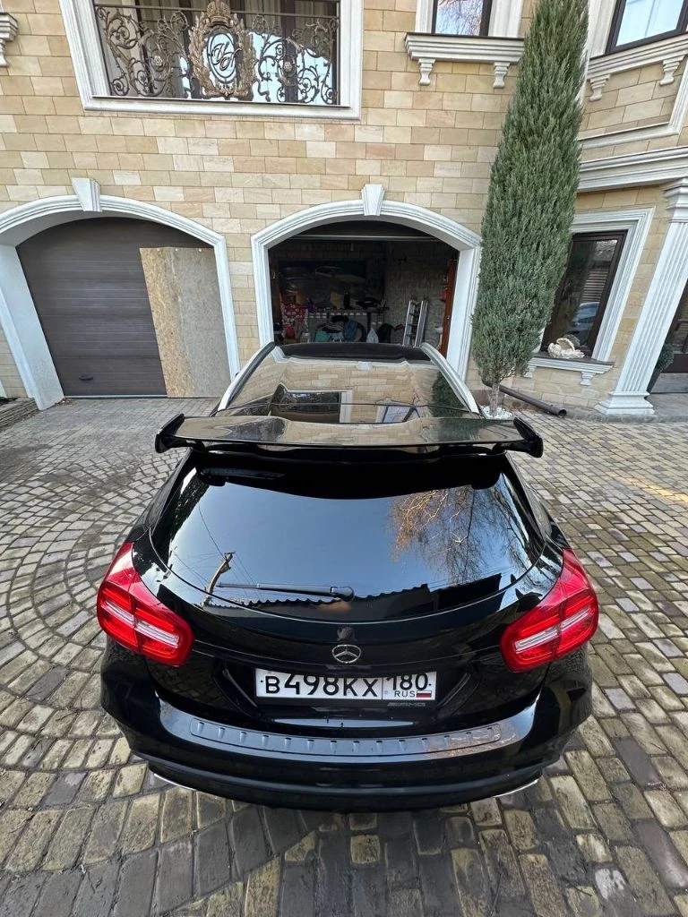 Mercedes gla 200d 2.17g-dct (136л. с). дизель. передний привод. особая серия. цвет чёрный. пробег 128665 км. не битый. птс-оригинал. обмен не интересует. машина в отличном состоянии, очень экономичная и при этом резвая, обслуженная и ухоженная, в очень хорошей комплектации, чёрный кожаный салон, раздельный климат контроль, подрулевые лепестки, активный круиз контроль, парктроники, камера заднего вида, видео регистратор спереди и сзади, проекция логотипа авто на асфальт, новая резина, два родных ключа, оригинальный обвес amg (бампера, накладки, выхлоп, решетка, спойлер) стабилизирован под amg 45s-оригинал, покрыта в два слоя керамикой. два комплекта ковров зима-лето-amg и т. д выглядит очень дорого и стильно с кучей полезных опций. цена по низу рынка 1750000 руб, только пока есть в продаже интересующий меня автомобиль! - фотография - 6