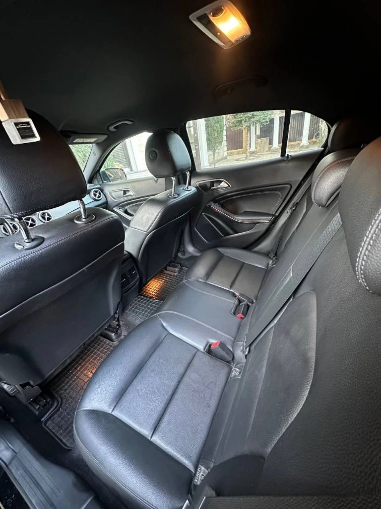Mercedes gla 200d 2.17g-dct (136л. с). дизель. передний привод. особая серия. цвет чёрный. пробег 128665 км. не битый. птс-оригинал. обмен не интересует. машина в отличном состоянии, очень экономичная и при этом резвая, обслуженная и ухоженная, в очень хорошей комплектации, чёрный кожаный салон, раздельный климат контроль, подрулевые лепестки, активный круиз контроль, парктроники, камера заднего вида, видео регистратор спереди и сзади, проекция логотипа авто на асфальт, новая резина, два родных ключа, оригинальный обвес amg (бампера, накладки, выхлоп, решетка, спойлер) стабилизирован под amg 45s-оригинал, покрыта в два слоя керамикой. два комплекта ковров зима-лето-amg и т. д выглядит очень дорого и стильно с кучей полезных опций. цена по низу рынка 1750000 руб, только пока есть в продаже интересующий меня автомобиль! - фотография - 12