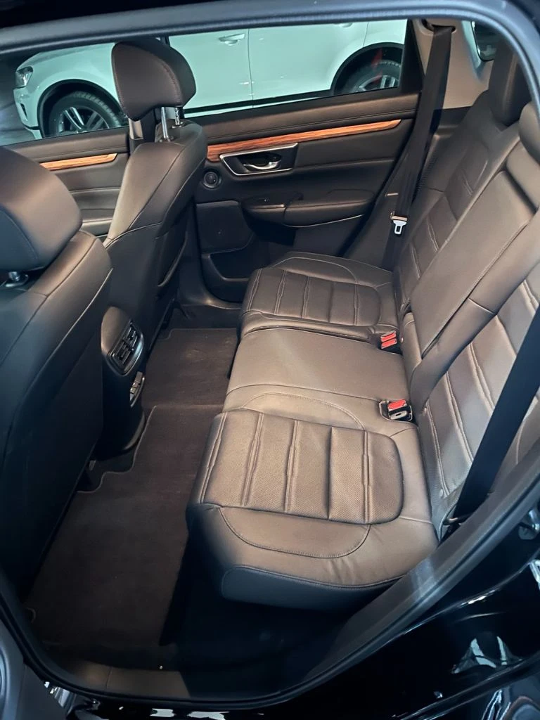 Honda cr-v 2.0 гибрид 215 л. с.. расход бензина средний 6.0 литров город. 2021 г. ..101900 км. . в отличном сост. .. вся безопасность и стекла родные заводские. ..цена 3.250.. .. руб. ..+79493353529.. ..+79490443878 бывает плохая связь - фотография - 7