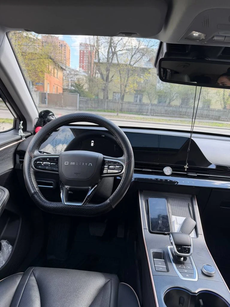 Срочно продам omoda c5. 2024 г. (ещё год на гарантии). пробег 13000 км. 1.5литра. передний привод. вариатор. максимальная комплектация ultimate+чёрная крыша. состояние новой машины. один хозяин. 2.5млн. рублей. донецк. +79493619770 - фотография - 19