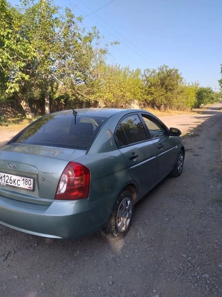 Hyundai accent 2007г. 230 000 км пробег. объем двигателя 1.4л. (97 л. с). 1 владелец хорошее состояние +79493614780 - фотография - 3