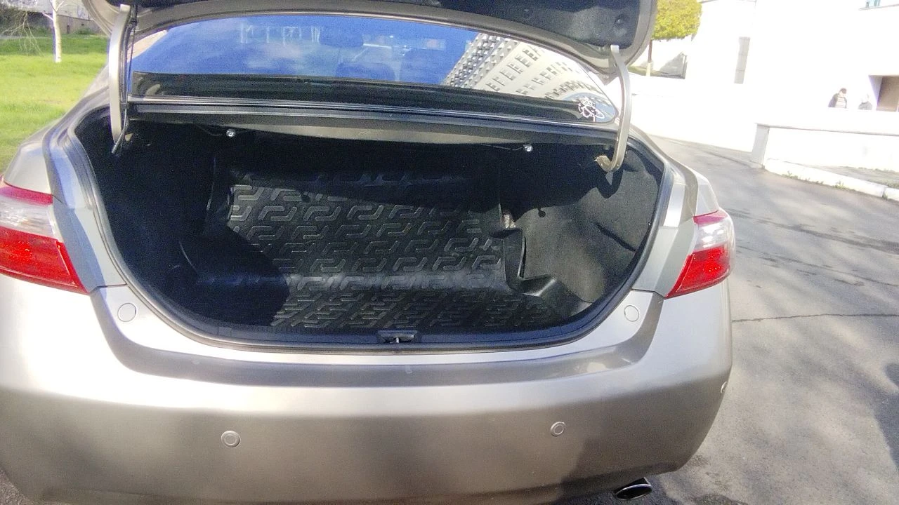 Продам тоуота camry. состояние супер! машина куплена в салоне. дата производства автомобиля: ноябрь 2008. единственный владелец с февраля 2009 г. седан комплектация престиж пробег 96000км бензин/газ салон: кожа 167л. с. акпп. 2.4 передний привод цвет: бежевый перламутр мультилок антикорозийка 2 комплекта новой резины на дисках r16 полностью обслужена. +7949 4284495 +7949 0350601 - фотография - 9