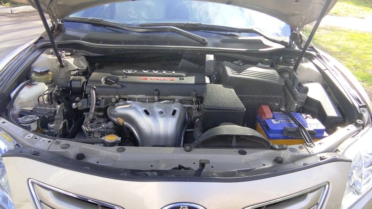 Продам тоуота camry. состояние супер! машина куплена в салоне. дата производства автомобиля: ноябрь 2008. единственный владелец с февраля 2009 г. седан комплектация престиж пробег 96000км бензин/газ салон: кожа 167л. с. акпп. 2.4 передний привод цвет: бежевый перламутр мультилок антикорозийка 2 комплекта новой резины на дисках r16 полностью обслужена. +7949 4284495 +7949 0350601 - фотография - 4