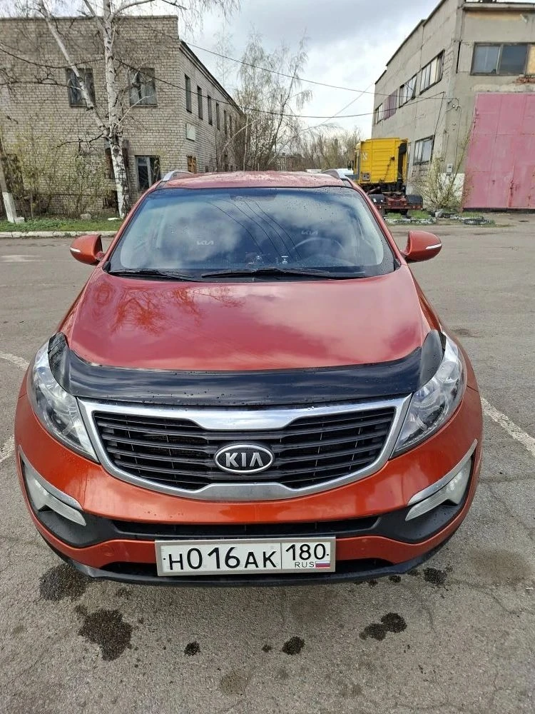 Кия спортейдж 3 2012 год. бензин состояние хорошее пробег 250 000 передний привод +79493355665 цена 1350000 - фотография - 4