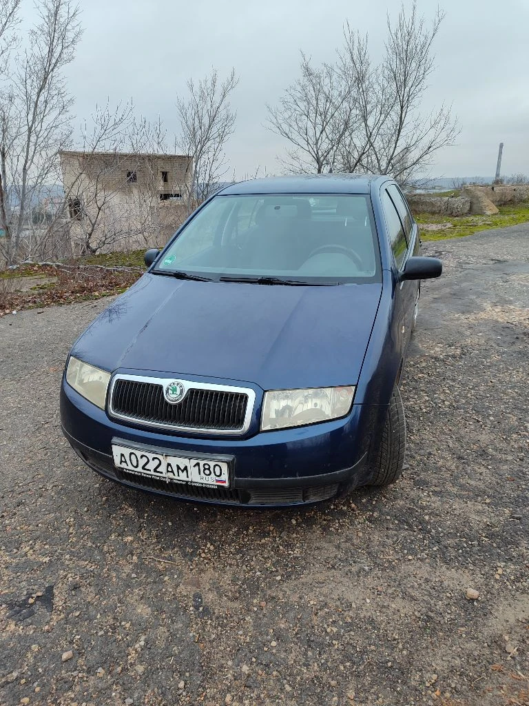 Продается шкода фабия, сборка чехия, 2004 г. в., пробег 182 т. км, дв. 1,4 см. в 2022 г. из германии, 2 собственника. в комплектации: кондиционер, две подушки, усил. пуля, регулировка руля, иммобелайзер, центральный замок, подогрев заднего стекла, магнитола. . в родном окрасе, стекла родные, масло от замены до замены. состояние хорошее. цена 410т. р. торг т. +7 949 3266571 виктор - фотография - 2