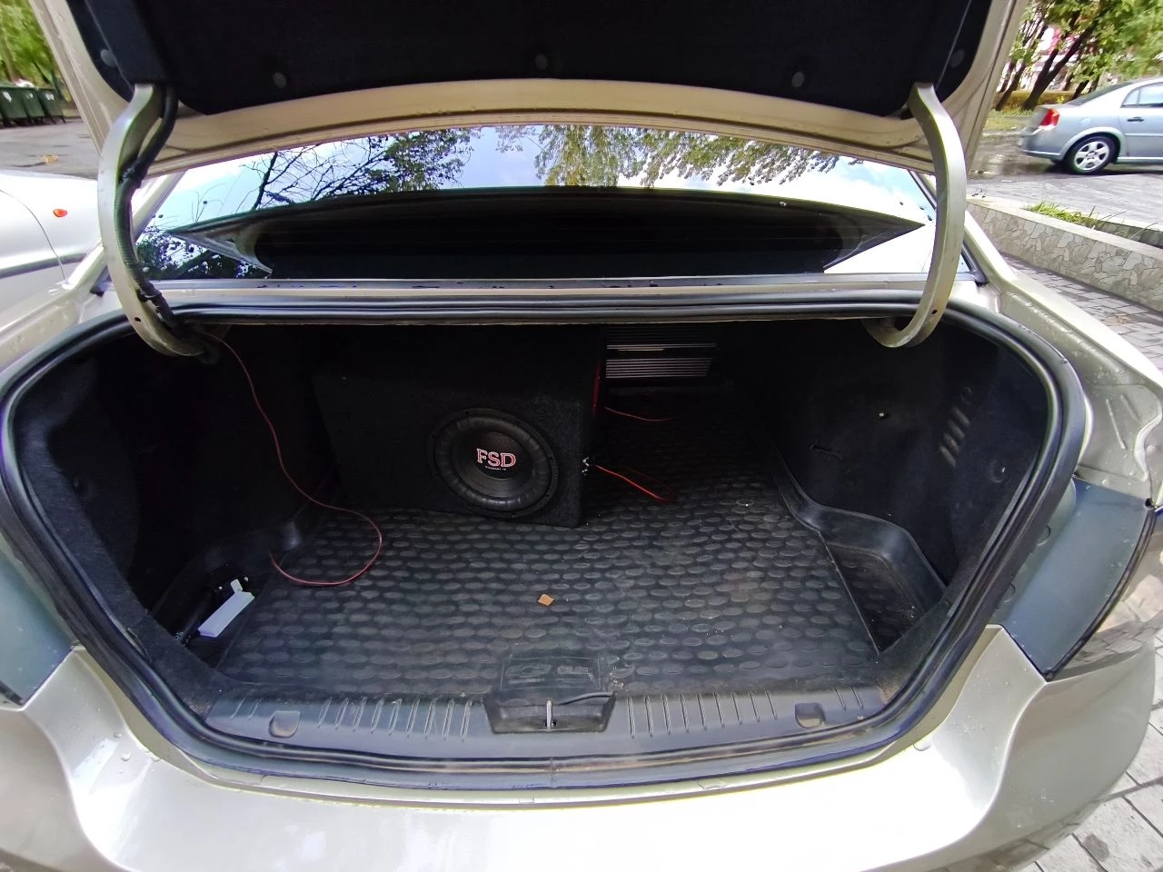 Chevrolet cruze! 2010г 🔧🔍 техническое состояние: отличное. мотор 1.6, автоматическая коробка передач. птс оригинал (2 владельца). 🛣️ пробег: 226 002 км. 🔊🚦 автомобиль в хорошем внешнем и техническом состоянии. двигатель работает тихо и плавно, без дыма. цена 700 000руб. тел. +79493714504. +79496061011 - фотография - 22