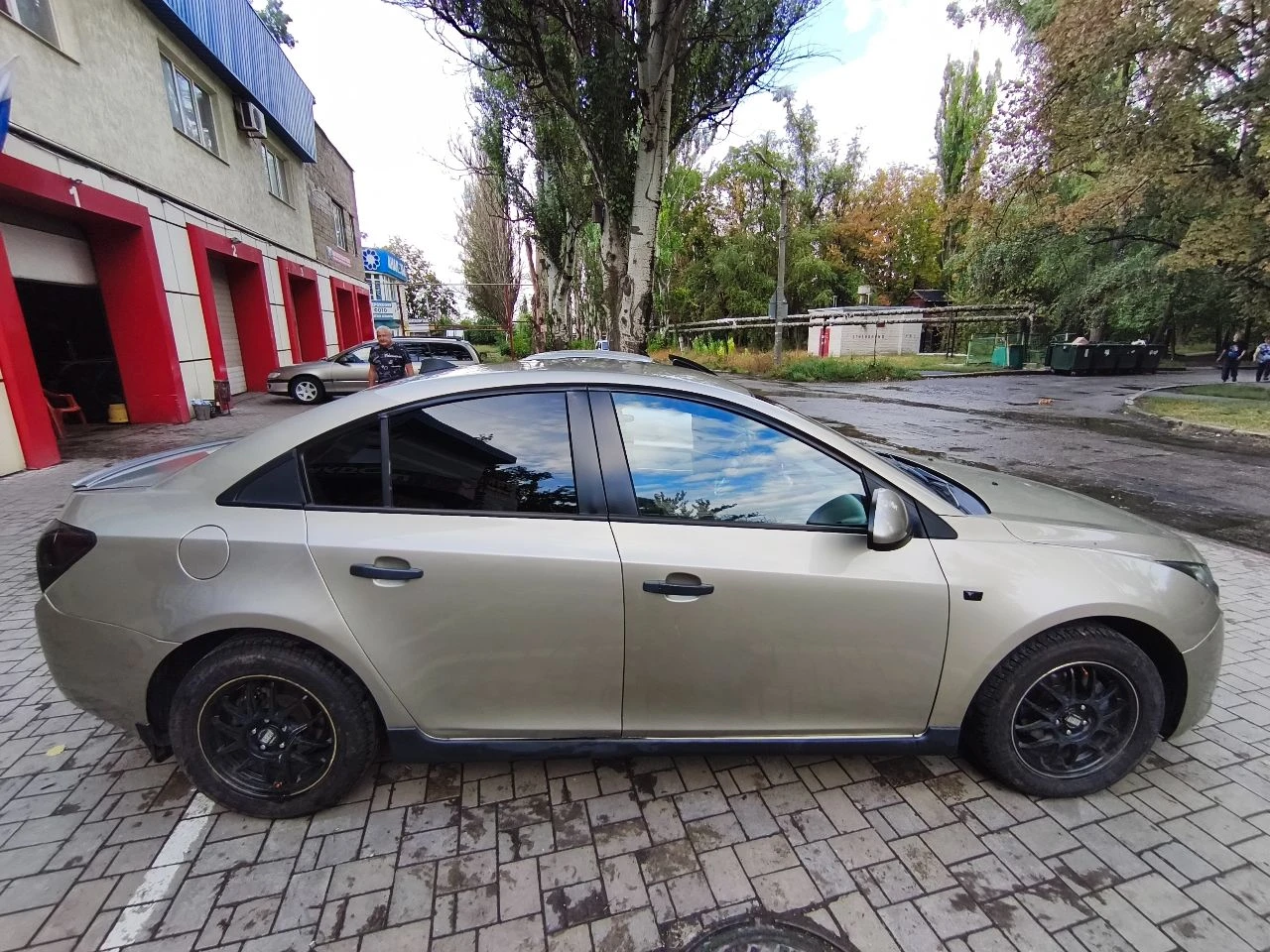 Chevrolet cruze! 2010г 🔧🔍 техническое состояние: отличное. мотор 1.6, автоматическая коробка передач. птс оригинал (2 владельца). 🛣️ пробег: 226 002 км. 🔊🚦 автомобиль в хорошем внешнем и техническом состоянии. двигатель работает тихо и плавно, без дыма. цена 700 000руб. тел. +79493714504. +79496061011 - фотография - 13