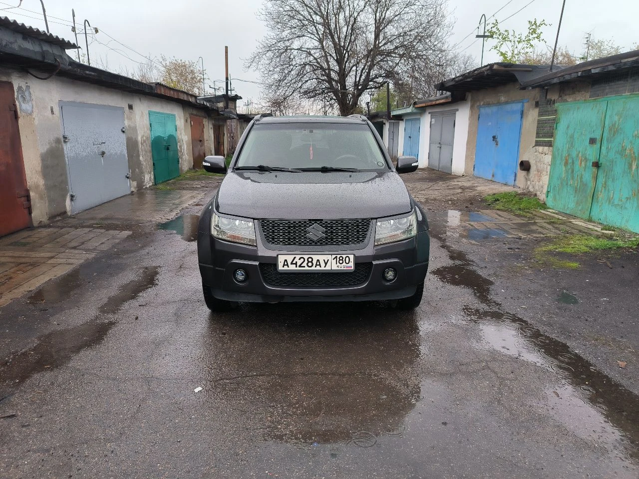 Продам японскую ниву 2010 год(рестайлинг) объем 2.0. пробег 170000 оригинал. машина обслужена от и до, все масла везде поменяны. автомат не пинает, работает чётко, полный привод без проблем доедет куда захотите. двигатель масло не употребляет. машина обработана пушечным салом и body, ближайшее время ржавчина ей не страшна. машине сделан чип тюнинг (едет бодро) и стоит газ евро 4 ( брал всё самое дорогое). клапана отрегулированы. светом будете довольны лэд в два ряда стоит. сделано дхо (дальний в пол накала) сигнализация staline с автозапуском. музыка хорошая с сабвуфером, играет достойно. круиз контроль, климат контроль, кондиционер холодит идеально. печка жарит, зимой очень тепло. ходовая: перед перебрал полностью, зад всё в отличном состоянии. зимняя резина почти новая. за машину не стыдно, вид имеет, вложено много сил и денег. хочу 1.3 млн. +79493209287 - фотография - 15