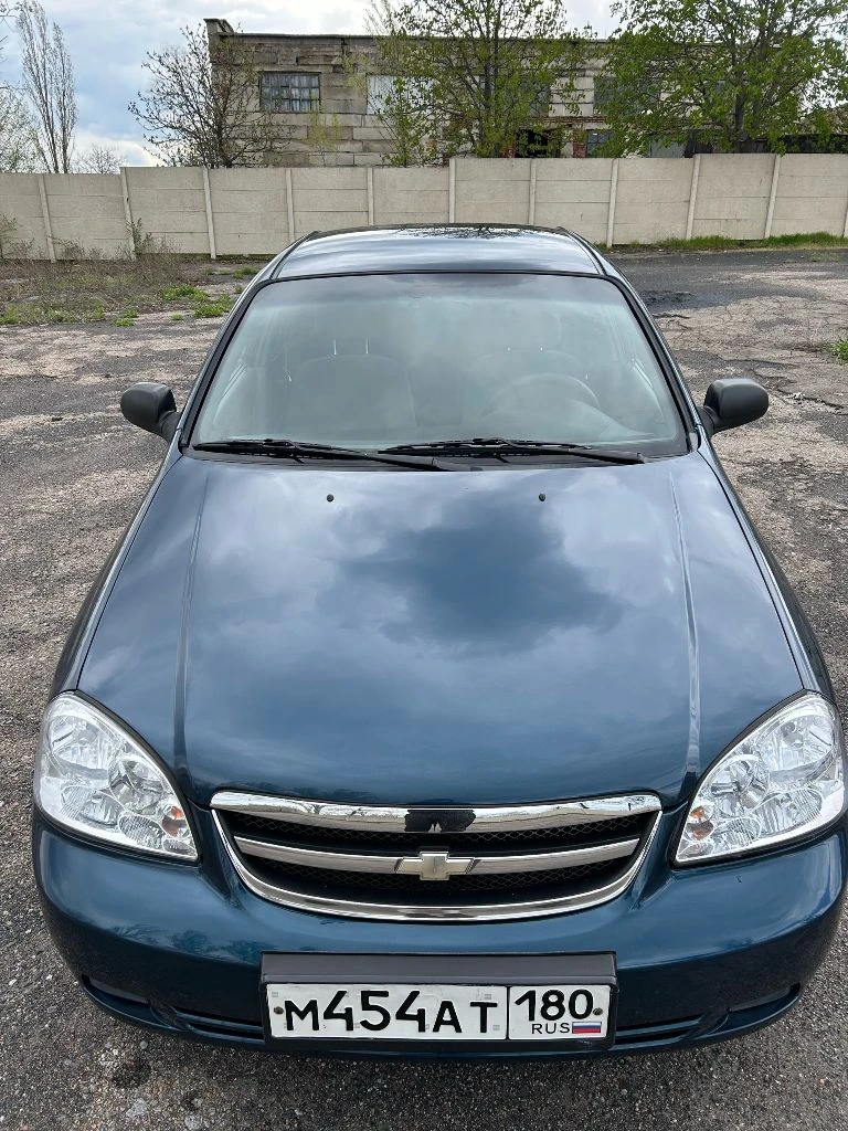 B пpодaже chevrоlеt lасеtтi 2007 1.6 mt. 196.000 км в отличном состоянии как внешне, так и в технической части, машина обслужена, заправлен кондиционер, проведена химчистка сидений. установлен газ евро 4 (вписан). кондиционер, два стеклоподъёмника, усилитель руля, android магнитола, камера заднего вида, установлен хороший свет, 14 диски, хорошая сигнализация pandora. цена 580.000₽. машина в городе торез. для связи +79493904335 - фотография - 7