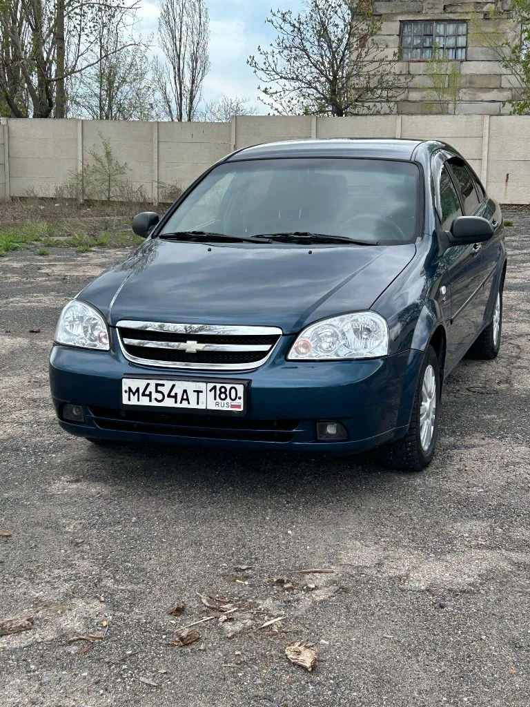 B пpодaже chevrоlеt lасеtтi 2007 1.6 mt. 196.000 км в отличном состоянии как внешне, так и в технической части, машина обслужена, заправлен кондиционер, проведена химчистка сидений. установлен газ евро 4 (вписан). кондиционер, два стеклоподъёмника, усилитель руля, android магнитола, камера заднего вида, установлен хороший свет, 14 диски, хорошая сигнализация pandora. цена 580.000₽. машина в городе торез. для связи +79493904335 - фотография - 1