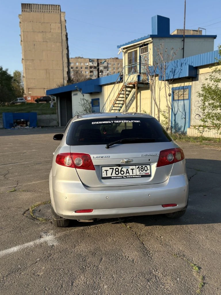 Продам шевроле лачетти 1.4 2007г. авто в хорошем состоянии на полном ходу, гур, абс, передние стеклоподъёмники, 2din магнитола. переоформление в мрэо, город горловка, 450 000 ₽ торг у капота, +79493658942 - фотография - 7