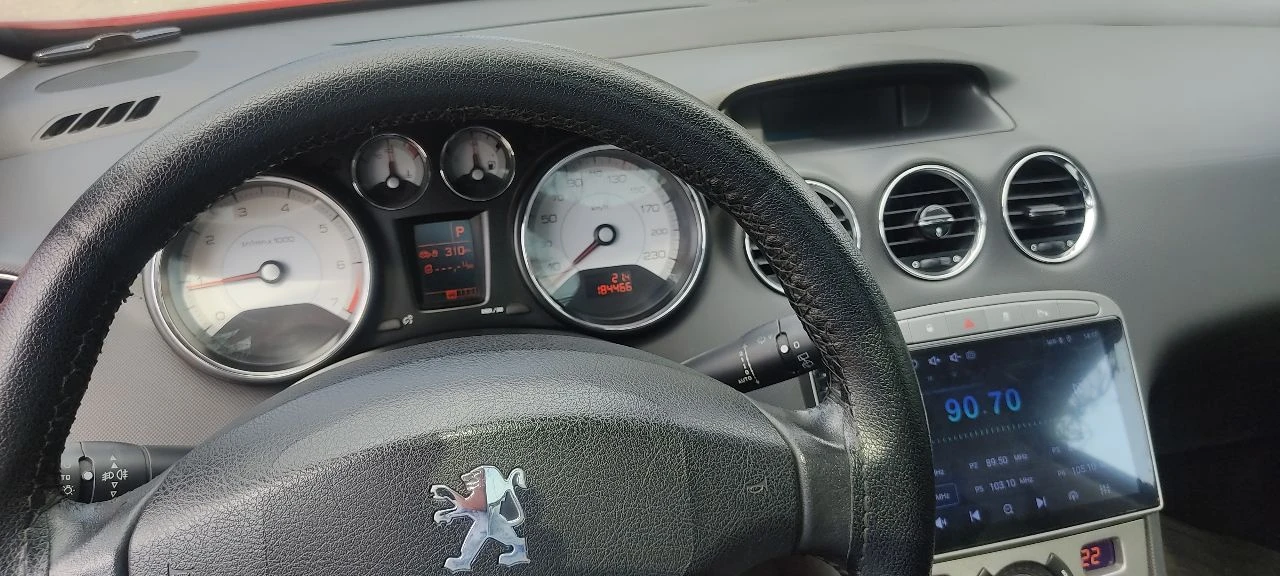 Peugeot 308, 2008 г. , 1,6 л, передний привод, автомат, пробег 184 000 км, цена 470 000 р. +7949 388 53 45 - фотография - 14