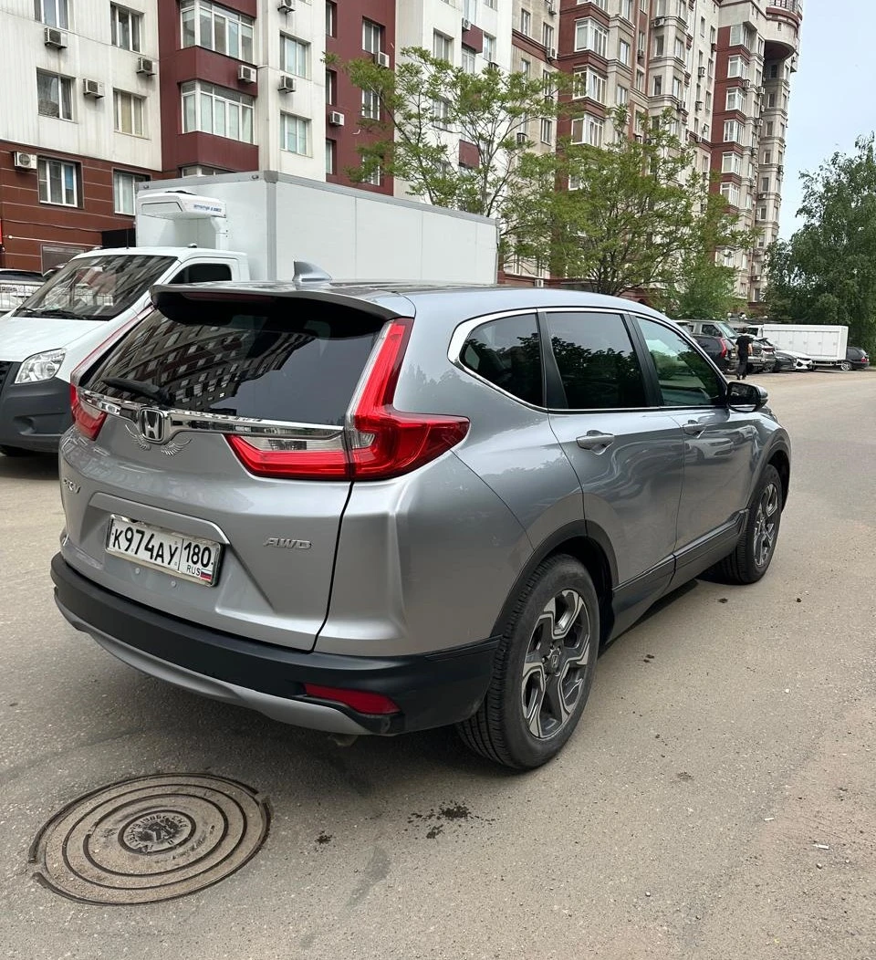 Хонда cr-v 2019г. ... дв 1.5..195 л. с.. .пробег 57800 км. ..в хорошем сост. ..климат. .дистроник. .слепые зоны. .без ключевой доступ. .камера. .полное переоформление. .. покупал при пробеге 32000 км. ..цена 2.600.. .. руб. ..+79493353529 есть max. ... обмен на lexus rx гибрид или acura mdx - фотография - 3