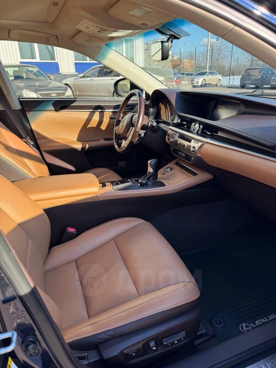Lexus es 350. синий 3.5 автомат. круиз, климат, коньячный кожаный салон в идеале. авто в шикарном состоянии 5 из 5. +79493091622 игорь. - фотография - 18