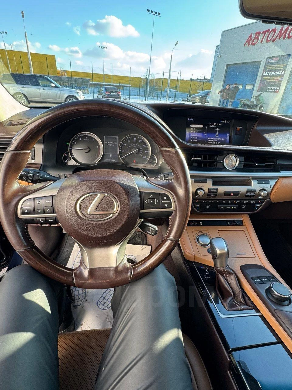 Lexus es 350. синий 3.5 автомат. круиз, климат, коньячный кожаный салон в идеале. авто в шикарном состоянии 5 из 5. +79493091622 игорь. - фотография - 9