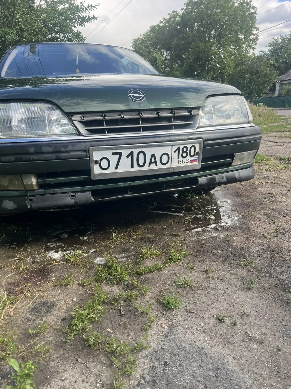 Опель омега а 1992 год цена: 140.000₽ 2.0 8клоп 5ступка меха задний привод. мотор после ремонта все четко сухо все поменяно нечего не течёт масло не берёт новый радиатор, масло, антифриз, аккумулятор, свечи, брони провода, топливный бензонасос, фильтра, помпа грм ремень. резина лето новая зима второй комплект на дисках в хорошем состоянии постоянный учёт 180 газ евро4 вписан птс стс переоформление без проблем. один хозяин. с магнитолой музыка штатная. цена жигулей и эндуриков. дно в идеале пороги арки требуют замены на фото все видно не критично. харцызск тел: +79494906447 - фотография - 2