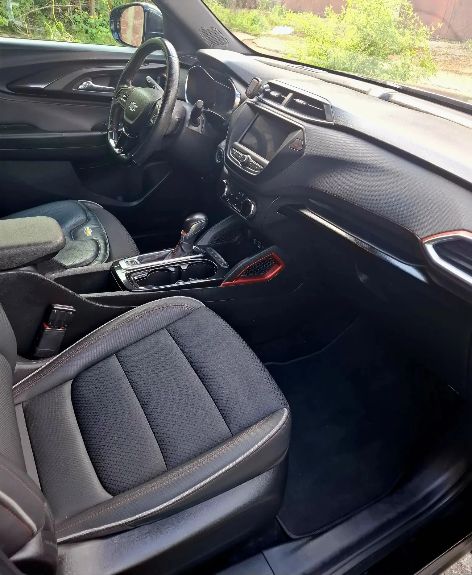 Chevrolet тrailвlazer rs, декабрь 2021 года. Корейская сборка. Один владелиц. Передний привод. 1,3 турбо, 150 л. С. . Комплектация rs:
Много полезных ассистентов:
Автомобиль полностью обслужен, юридически чистый, без залогов, запретов, утиль сборов. Готов к переоформлению.
Цена 1850 000 рублей
Донецк +79492490399 - фотография - 9