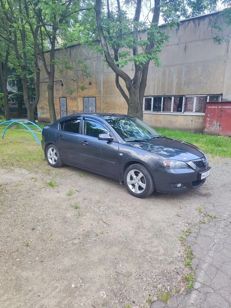 Мазда 3 вк 1,6 седан, 2006 г. , механическая кпп, пробег 313 000, 2 комплекта легкосплавных дисков, летняя резина (пробег 5000 км), зимняя резина ( пробег 1000 км), второй хозяин, не битая. двигатель без капремонта, масло не ест. 500 000,00 руб. торг уместен. тел. +7(949) 464 96 21. - фотография - 10