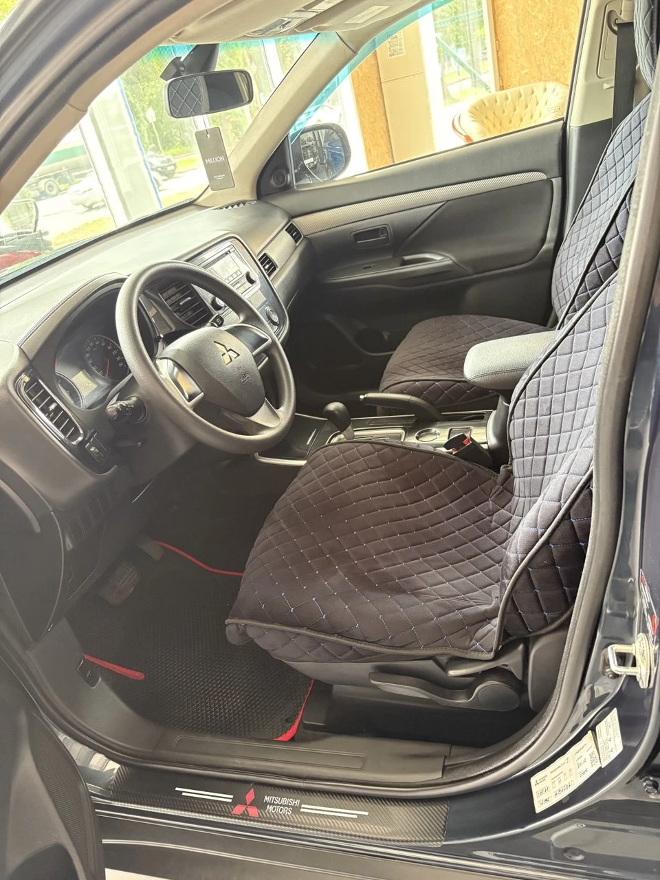 Автомобиль mitsubishi outlander 2018г. Переднеприводный
Двс 2.0 л. , 146 л. С.
Пробег 131000км
Кпп вариатор
В комплектации abs, полный эл. Пакет, эл. Ст. Подъемники, климат контроль однозонный, датчик света, кондиционер, камера заднего обзора, видеорегистратор, диски r18
Авто обслужен, вложений не требует!
Цена 1 950 000 руб.
Авто находится в автосалоне hyundai, г. Макеевка, донецкое шоссе, 140
Консультации по тел. +7 949 518-24-98 - фотография - 4