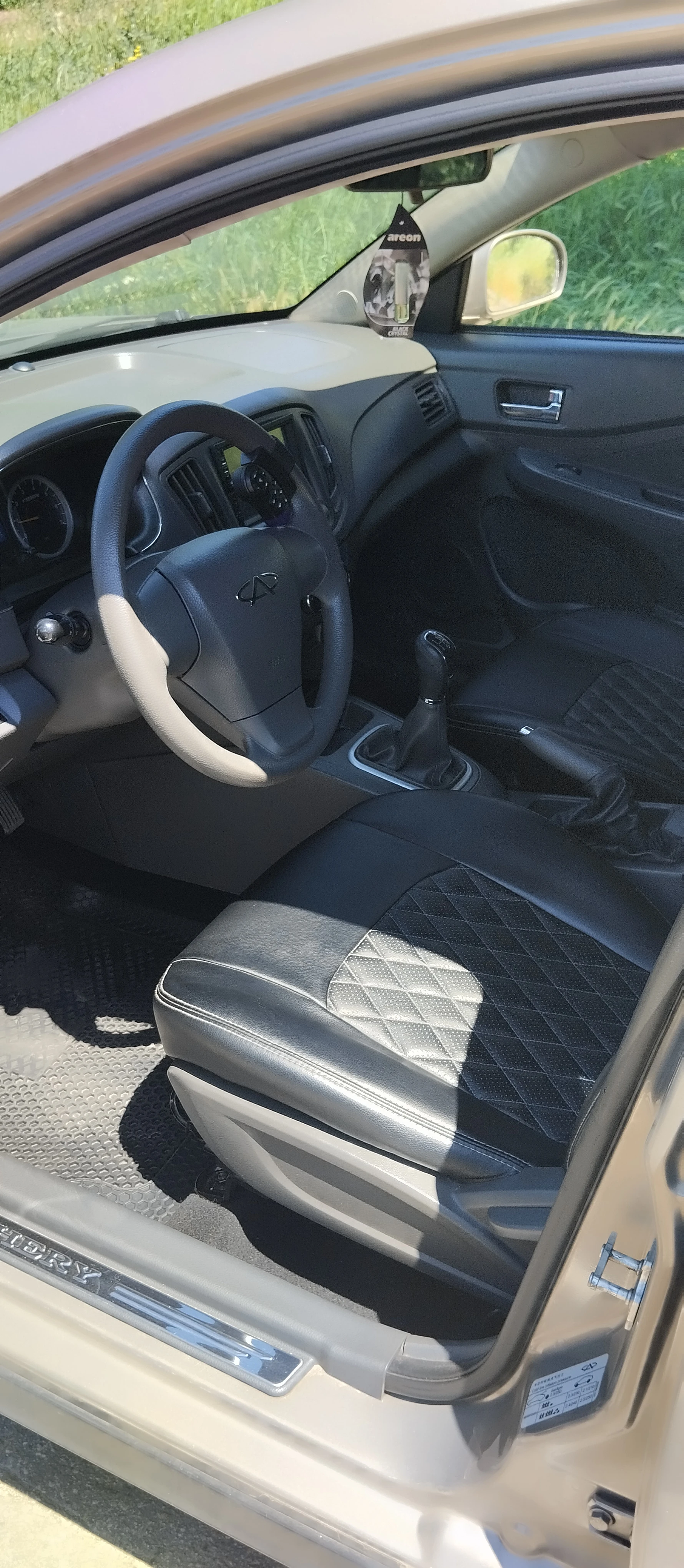 Продам chery e5, 1,5 бензин, газ 109 л. С. Родной пробег 186300 в такси не была. В отличном состоянии, полностью обслужена.
Газ (вписан в паспорт). Комплектация комфорт (кондиционер, абс, доводчики стекл, электрорегулировка зеркал, обогрев зеркал,
Стеклоподьемники, 2 din-магнитола) салон в отличном состоянии (экокожа).
Подробная информация по телефону +79493972334
Цена 530000р. Торг уместен у капота. - фотография - 5