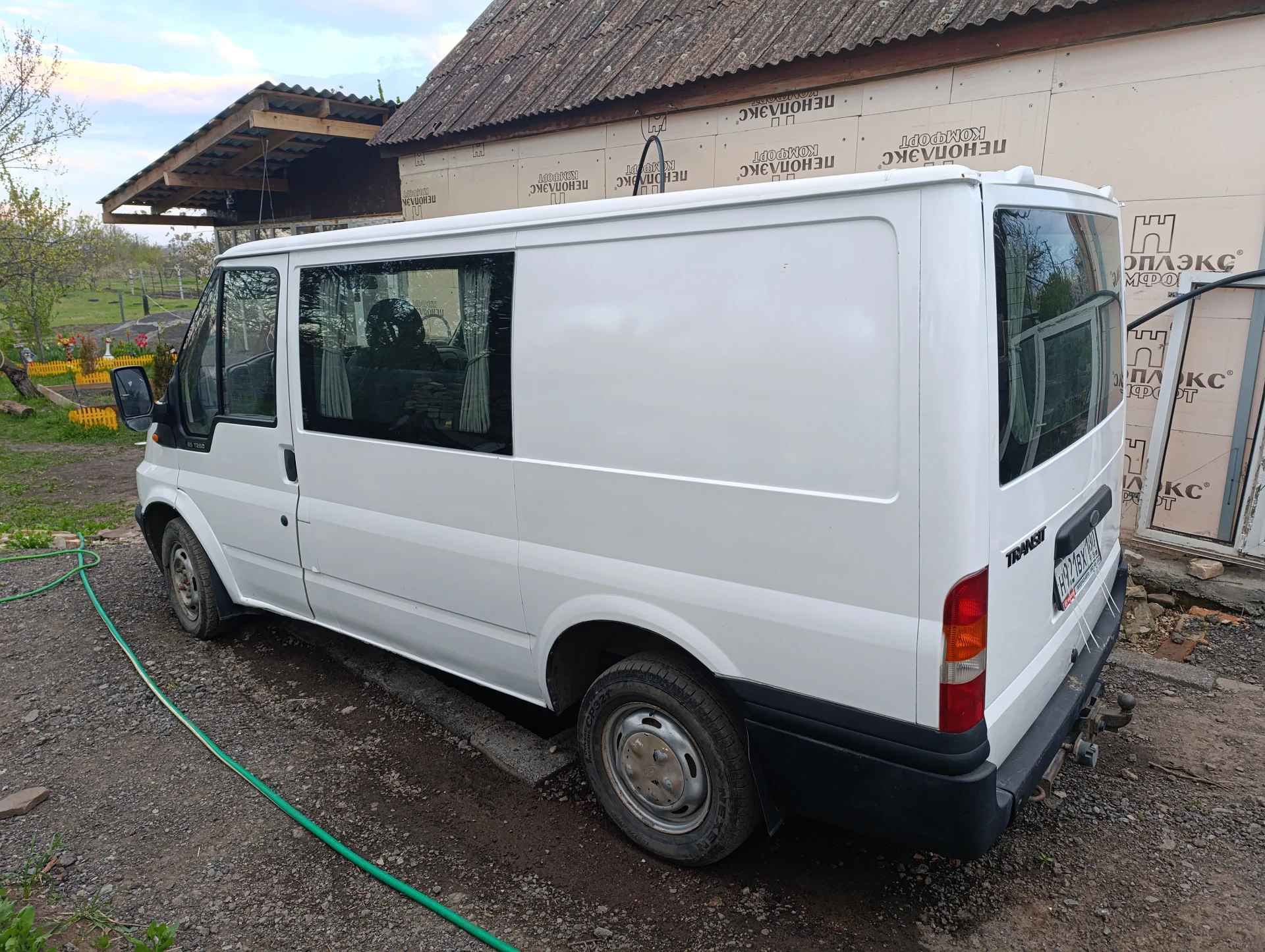 Продам свой ford transit 2006 г. В. 2.2 турбодизель, в хорошем состоянии. Цена 435000
Р. Торг уместен. Грузов не возила, использовалась для семейных поездок. Мест 5+1 и фактически и по документам. Звоните в мах и телеграмм +79490432845 осмотр г. Светлодарск. - фотография - 5
